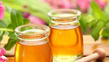 蜂蜜 蜂糖、石饴、百花精、灵雀蜜、蜜、白沙蜜、蜜糖、白蜜、生蜜、炼蜜、冬蜜